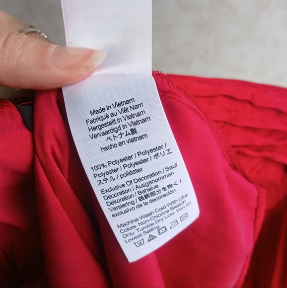 J Crew Ruffleneck Drapey Blouse In Red - Picture 8 of 8